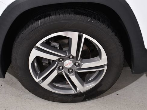 Used 2020 GMC Terrain SLT AWD/4WD image 25
