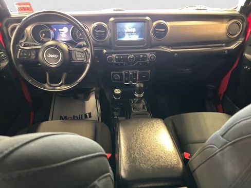 Used 2021 Jeep Gladiator Sport image 11