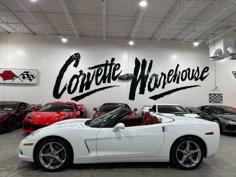 Used 2013 Chevrolet Corvette Convertible w/ 2LT Preferred Equipment Group RWD image 32