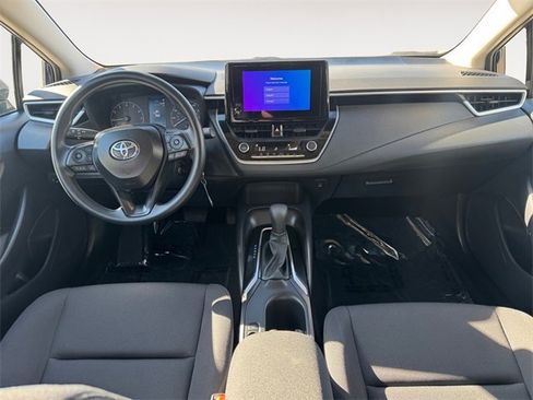 Certified 2025 Toyota Corolla LE image 10