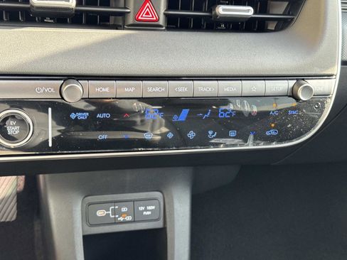New 2026 Hyundai Ioniq 5 SEL image 14