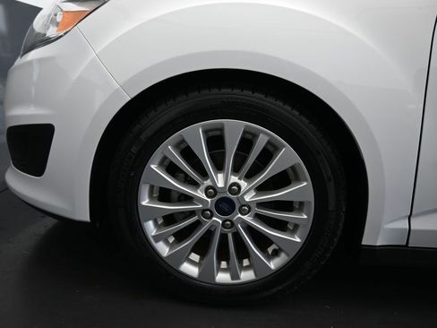 Used 2017 Ford C-MAX SE image 47