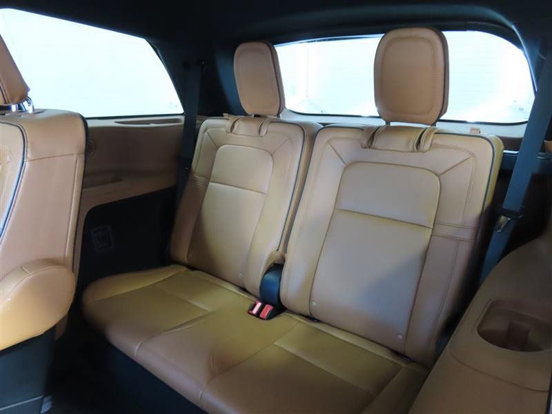 Used 2023 Lincoln Aviator Black Label Grand Touring w/ Class IV Trailer Tow Package AWD/4WD image 37