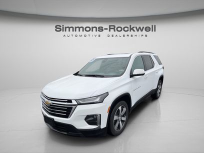 Used 2023 Chevrolet Traverse LT w/ LT Premium Package
