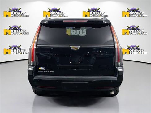 Used 2016 Cadillac Escalade Platinum image 6