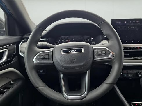 Used 2024 Jeep Compass Limited AWD/4WD image 12