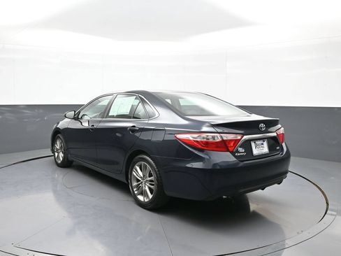 Used 2017 Toyota Camry SE FWD image 8