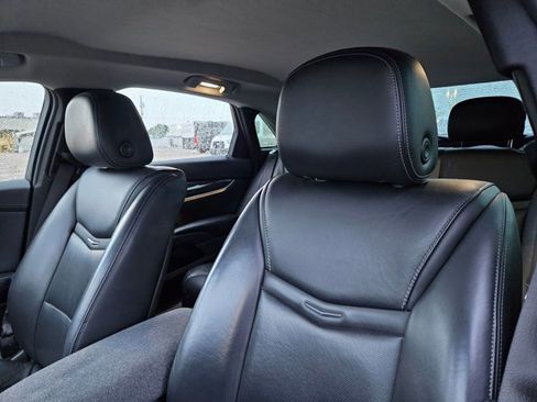 Used 2017 Cadillac XTS Luxury image 9