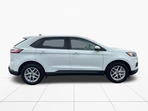 Used 2024 Ford Edge SEL AWD/4WD image 7