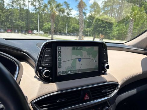 Used 2020 Hyundai Santa Fe Limited FWD image 18