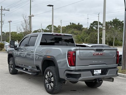 Used 2024 GMC Sierra 2500 Denali w/ Max Trailering Package image 2
