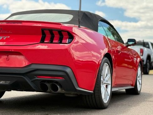 Used 2025 Ford Mustang GT Premium RWD image 29