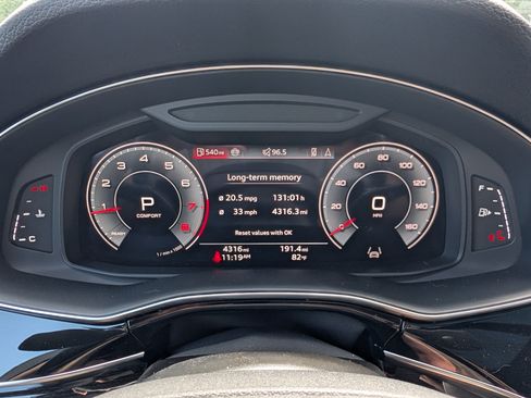 Certified 2025 Audi Q7 2.0T Premium Plus w/ Premium Plus Package AWD/4WD image 22
