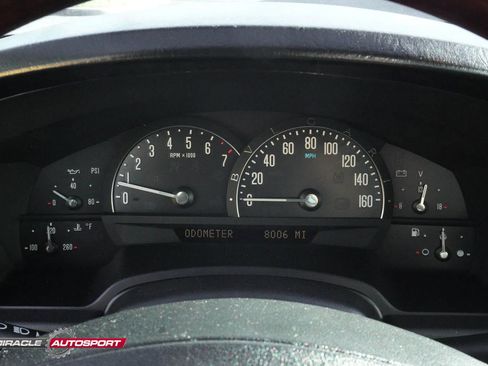 Used 2005 Cadillac XLR image 33