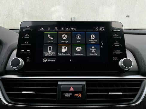 Used 2021 Honda Accord EX-L image 32