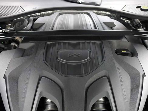 Used 2023 Porsche Panamera 4 image 41