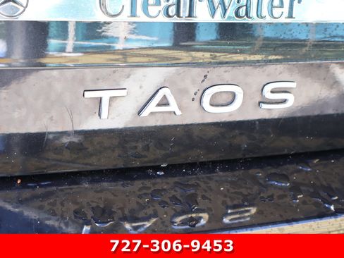 Used 2022 Volkswagen Taos SE w/ IQ.Drive SE Package AWD/4WD image 8