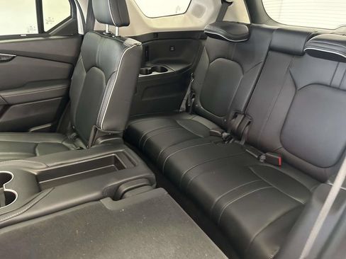Used 2023 Honda Pilot Elite image 16