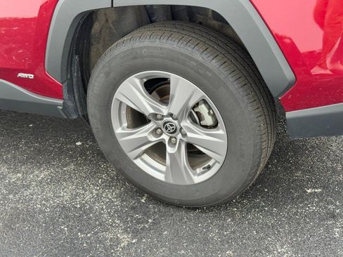 Used 2025 Toyota RAV4 LE image 5