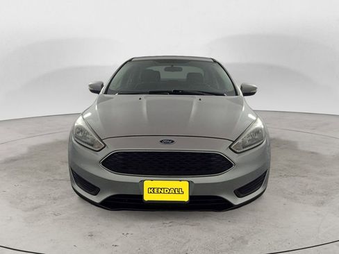 Used 2018 Ford Focus SE w/ Cold Weather Package image 8