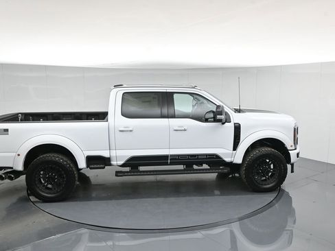 New 2026 Ford F250 Lariat w/ Black Appearance Package image 42