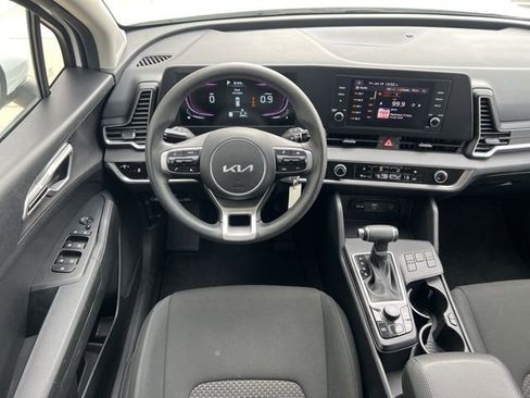 Used 2024 Kia Sportage LX image 14