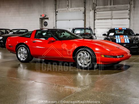 Used 1994 Chevrolet Corvette Coupe image 11