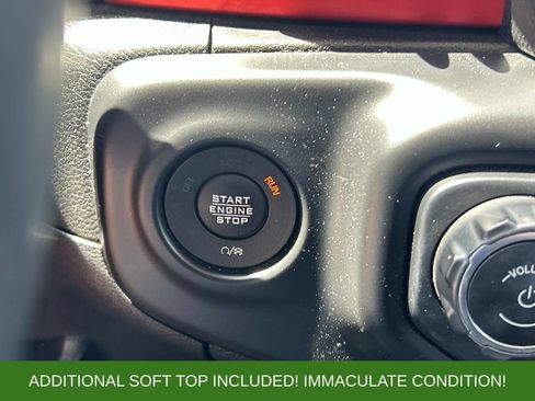 Used 2020 Jeep Wrangler Unlimited Rubicon w/ Dual Top Group AWD/4WD image 24