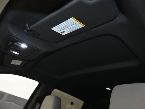 Used 2022 Chevrolet Silverado 1500 RST image 12