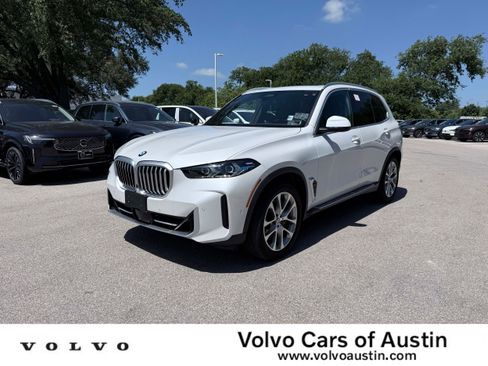 Used 2026 BMW X5 xDrive40i AWD/4WD image 1
