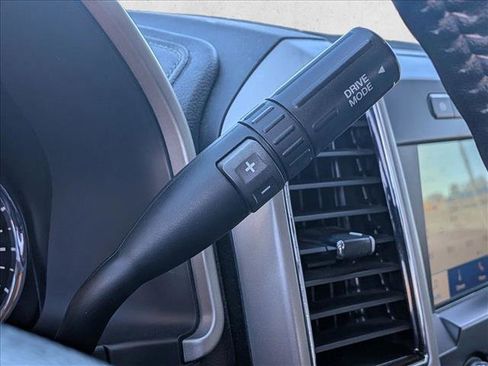 Used 2021 Ford F250 Lariat AWD/4WD image 12