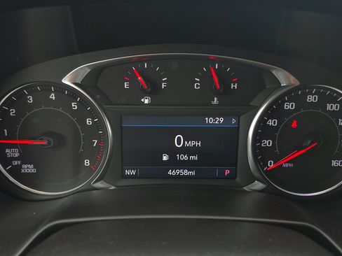 Used 2023 Chevrolet Blazer LT AWD/4WD image 25