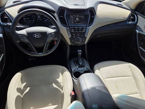 Used 2017 Hyundai Santa Fe Sport FWD image 8
