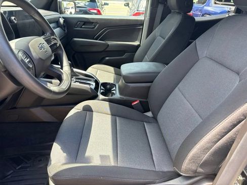 Used 2026 Chevrolet Colorado Trail Boss AWD/4WD image 18