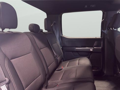 Certified 2021 Ford F150 XLT w/ Equipment Group 302A High image 16