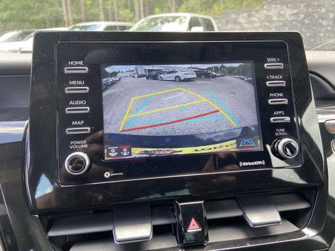 Used 2023 Toyota Camry SE FWD image 18