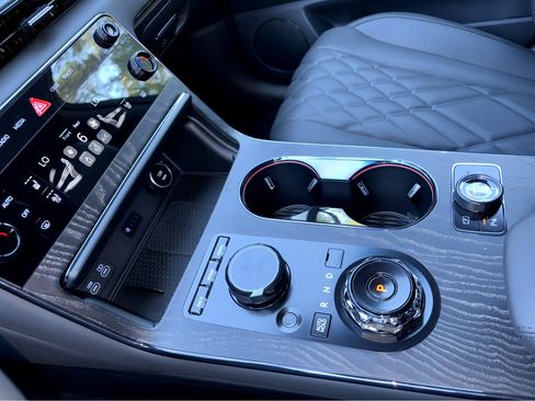 New 2026 Genesis GV80 3.5T Prestige image 13