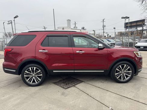 Used 2018 Ford Explorer Platinum image 4