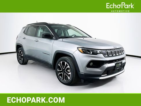 Used 2022 Jeep Compass Limited image 1