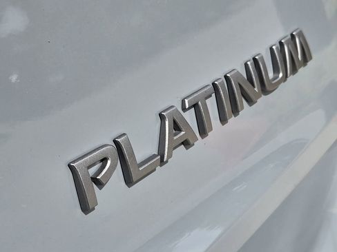 Used 2025 Nissan Rogue Platinum w/ Tech Package image 14