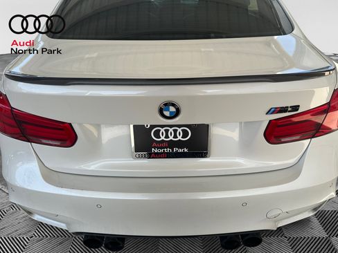 Used 2018 BMW M3 CS RWD image 18