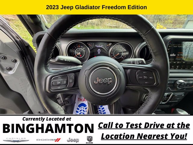 Used 2023 Jeep Gladiator Sport AWD/4WD image 19