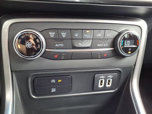 Certified 2022 Ford EcoSport SE w/ SE Convenience Package image 16