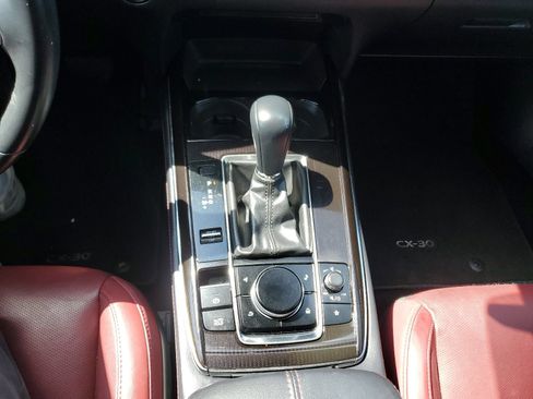 Certified 2025 MAZDA CX-30 AWD 2.5 S w/ Preferred Package image 24
