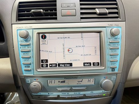 Used 2007 Toyota Camry XLE image 17