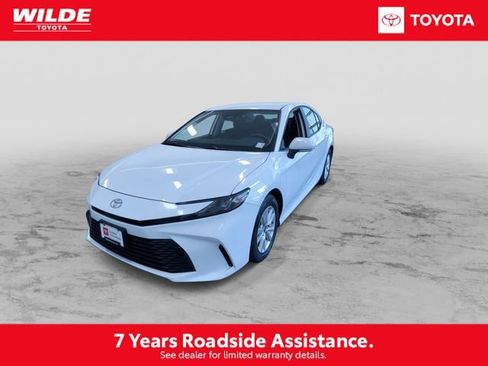 Certified 2026 Toyota Camry LE FWD image 5
