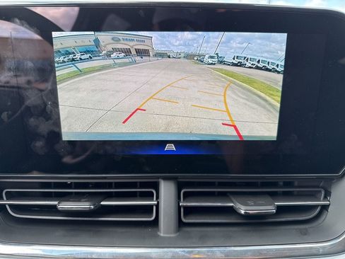 Used 2026 Chevrolet Trax LT FWD image 26