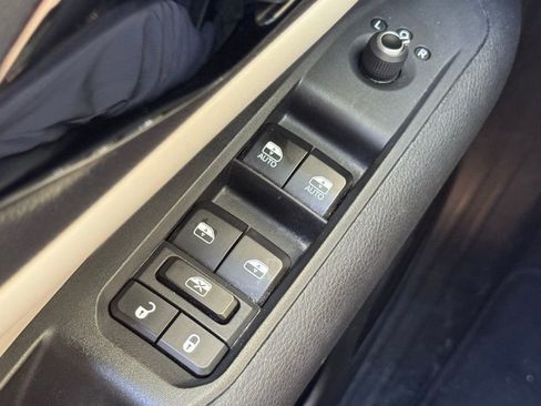 Used 2024 Jeep Compass Limited AWD/4WD image 23