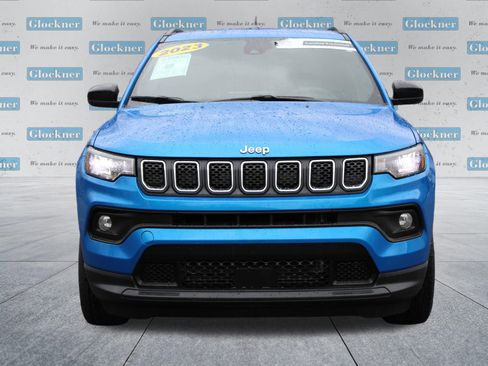 Used 2023 Jeep Compass Latitude image 2