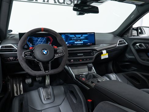 Used 2025 BMW M2 image 18